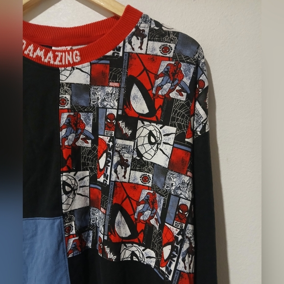 Spider-Man 60th Anniversary Long Sleeve T-Shirt Size: XL by Ashley Eckstein - Picture 2 of 9